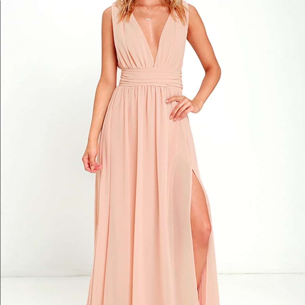 Lulu’s Blush Maxi Dress NWT